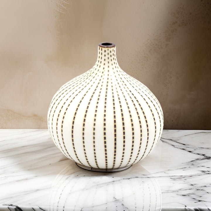 Mini Dots Knospenvase aus Porzellankeramik
