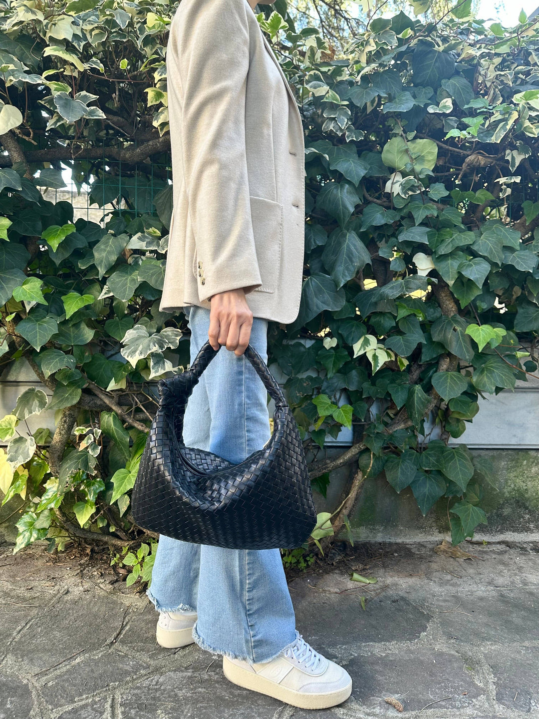 Jolina geflochtene Ledertasche Schwarz