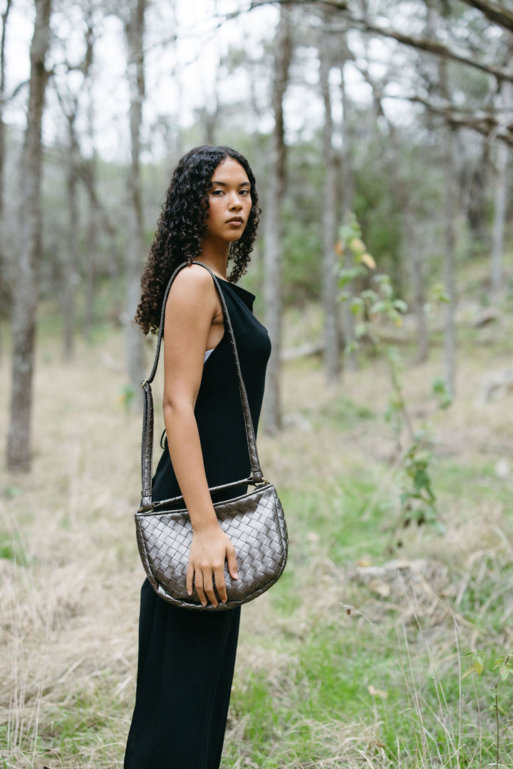 Elin Crossbodytasche aus veganem Material in Anthrazit