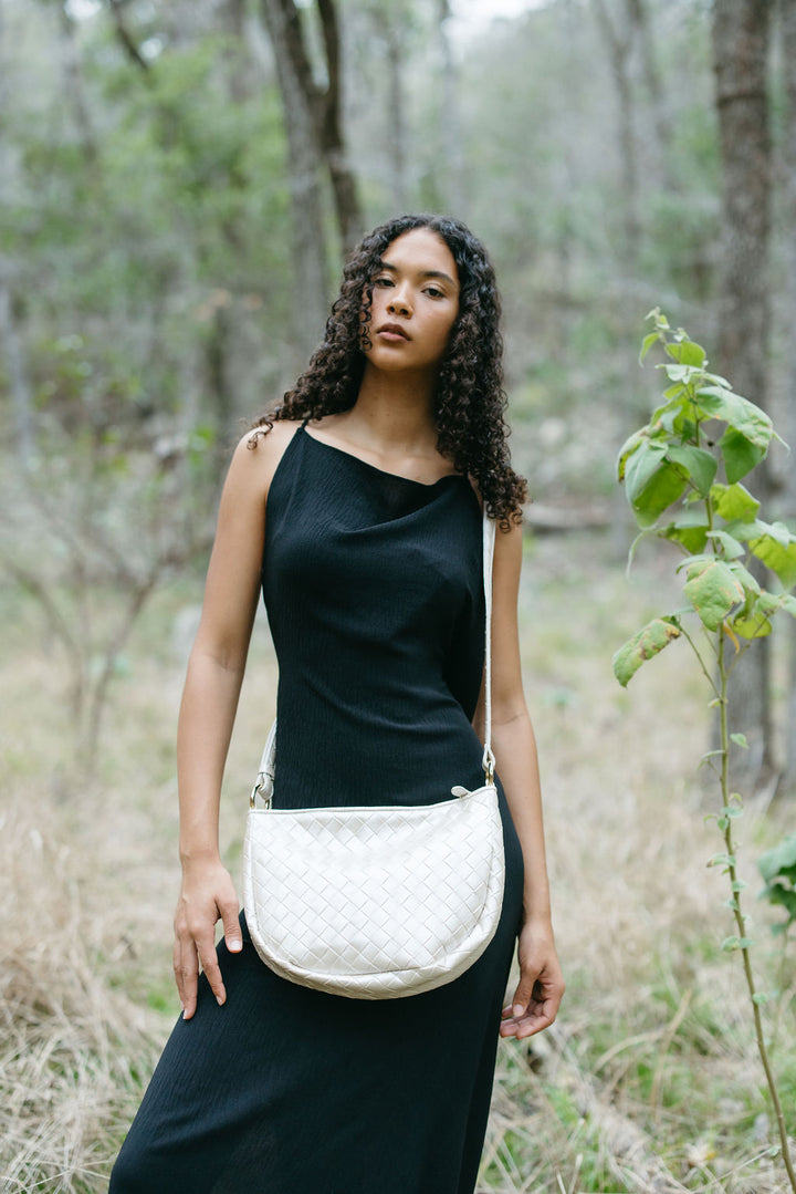 Elin Crossbodytasche aus veganem Material in Perl Beige