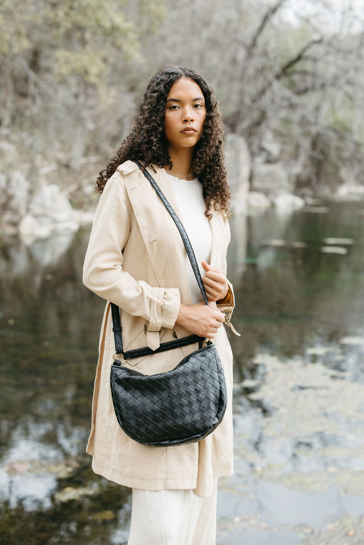 Elin Crossbodytasche aus veganem Material in Schwarz