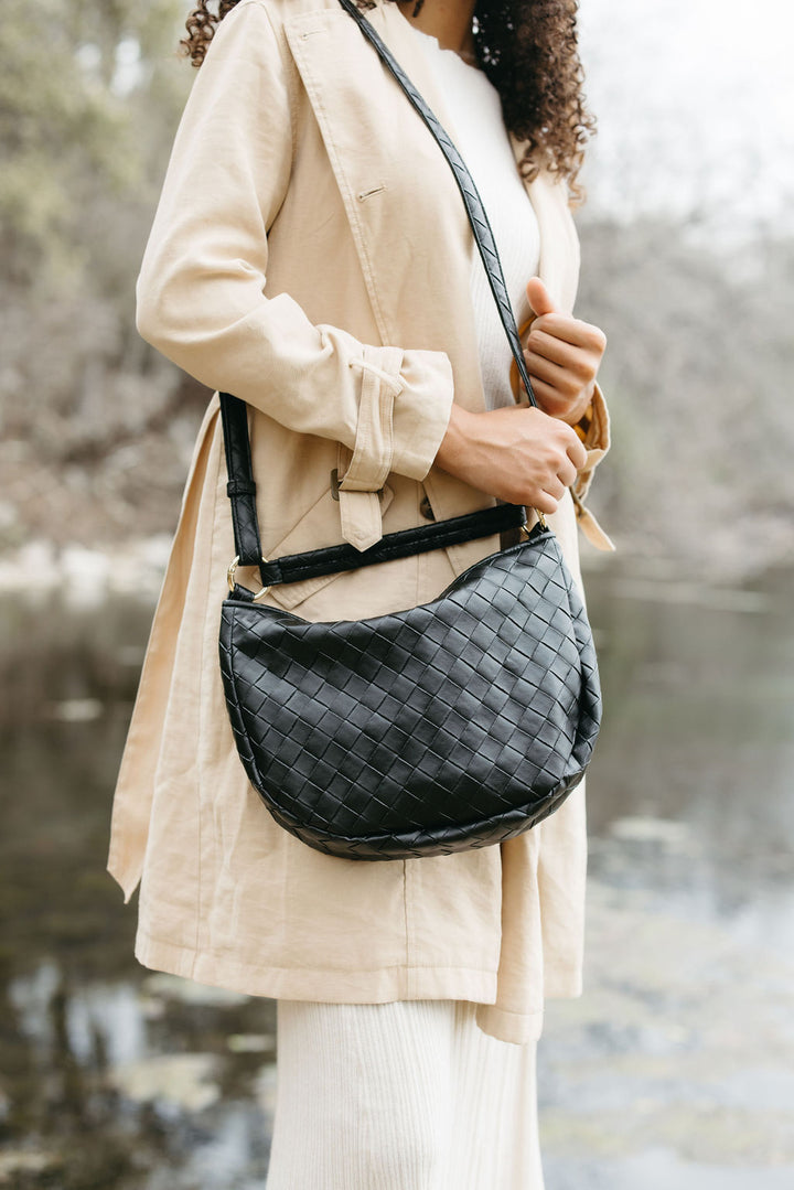 Elin Crossbodytasche aus veganem Material in Schwarz