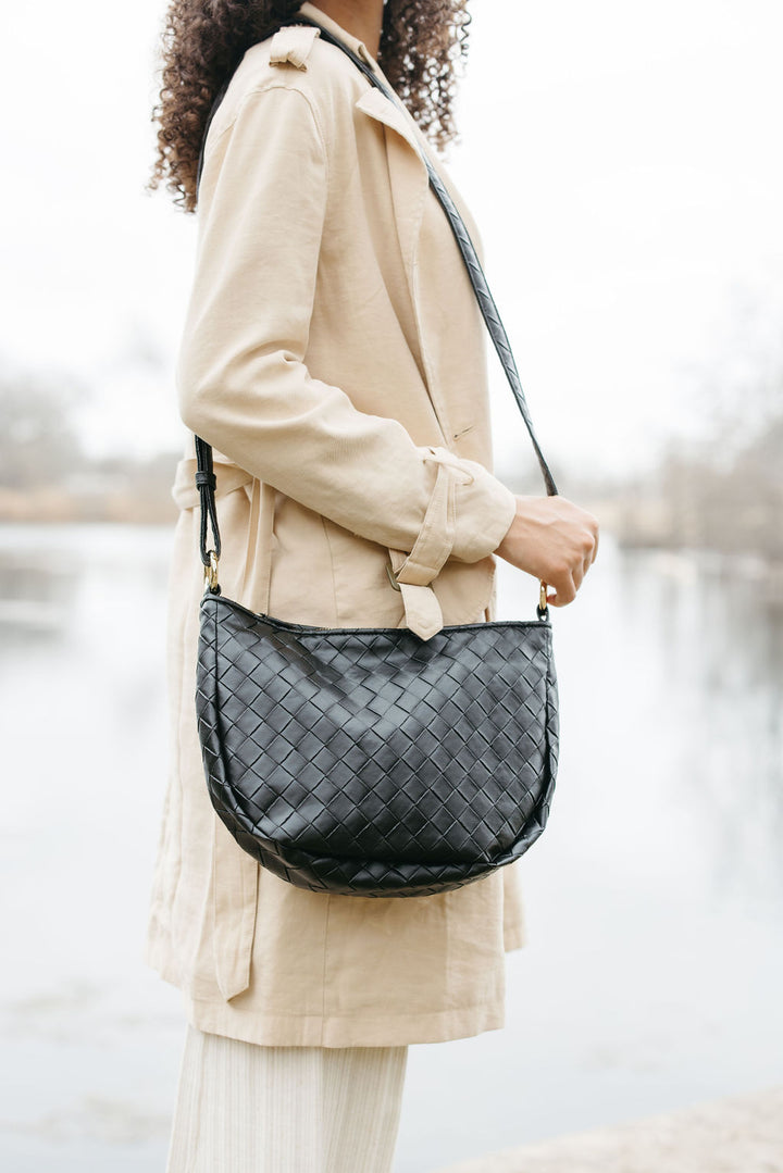 Elin Crossbodytasche aus veganem Material in Schwarz