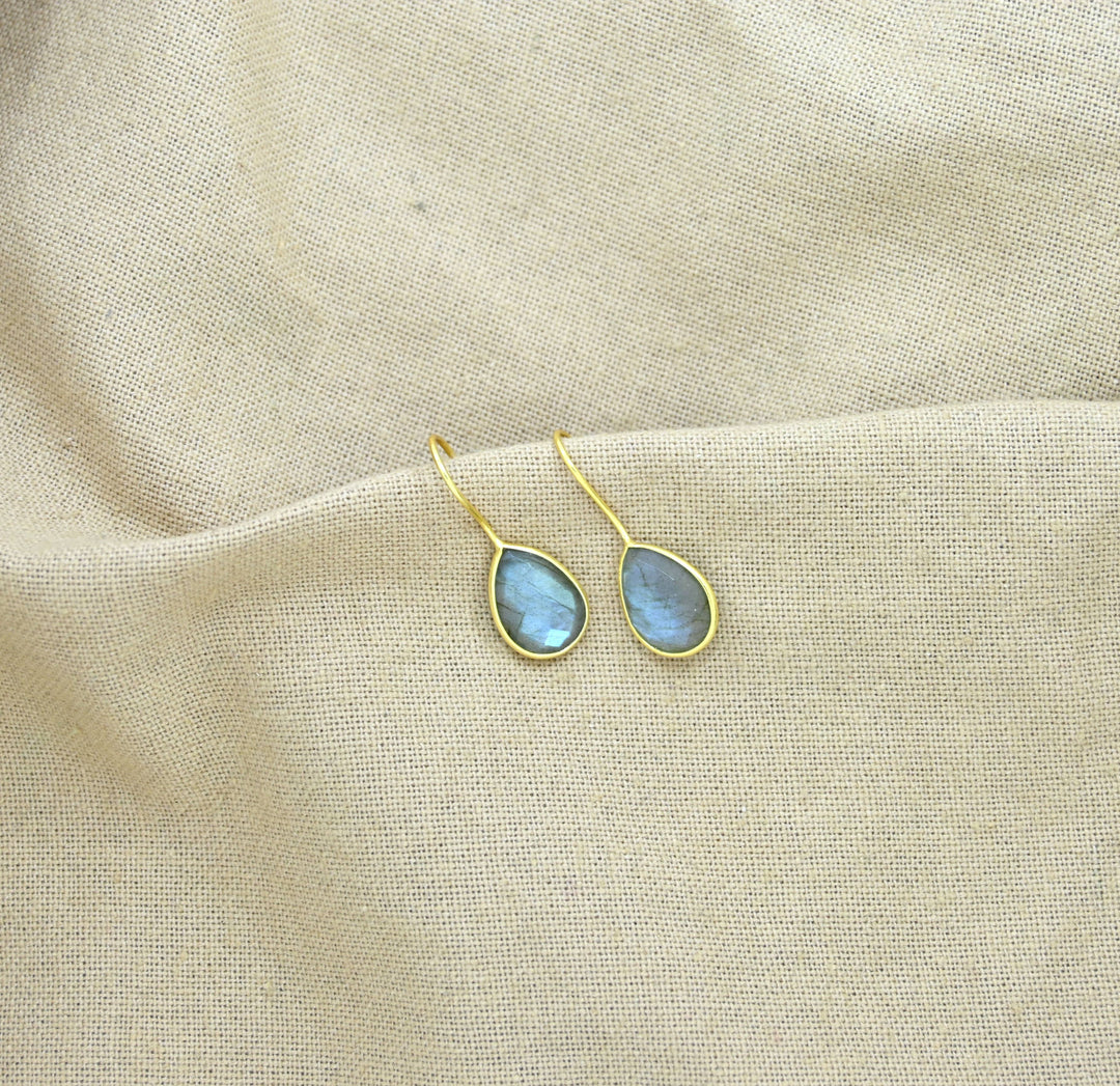 Teardrop Labradorit Gold Ohrring