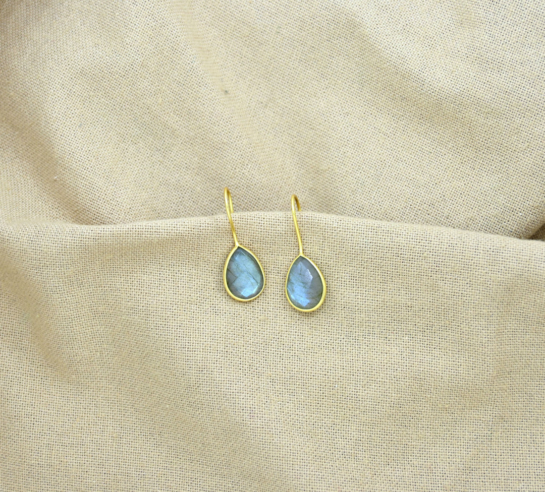 Teardrop Labradorit Gold Ohrring