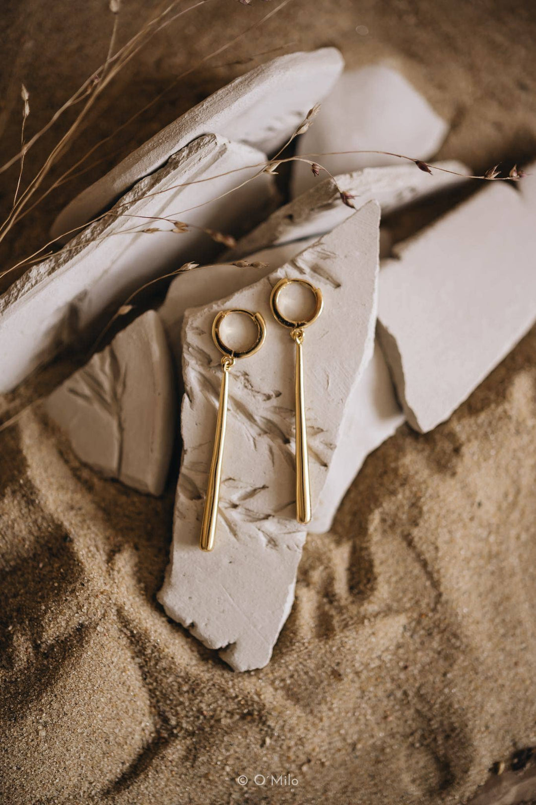 Goldene Pendelohrringe Vela