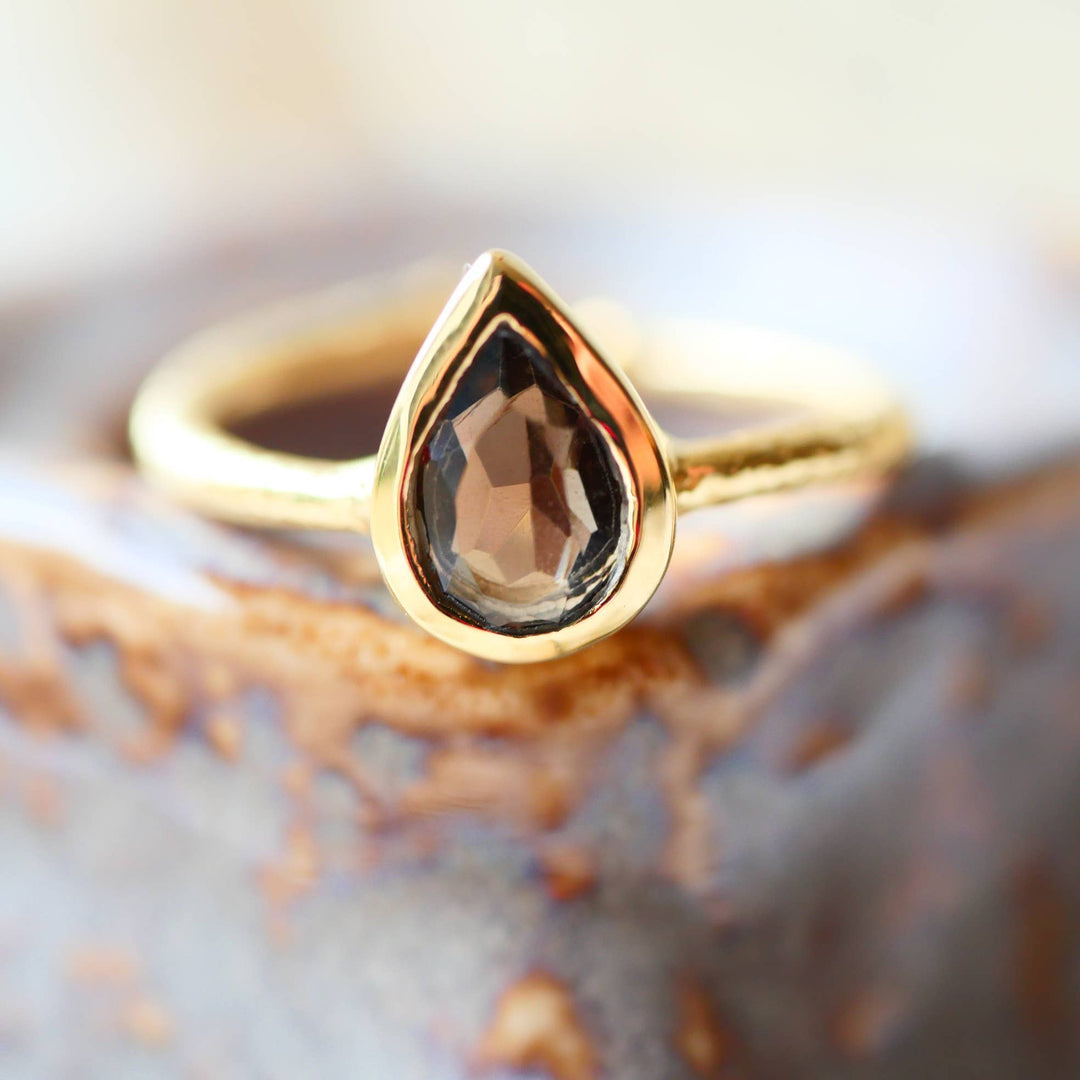 Damia verstellbarer Ring Mondstein