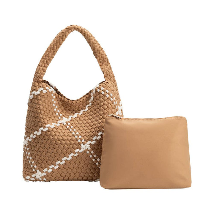 Melie Bianco Johanna Nylon Schultertasche in Sand