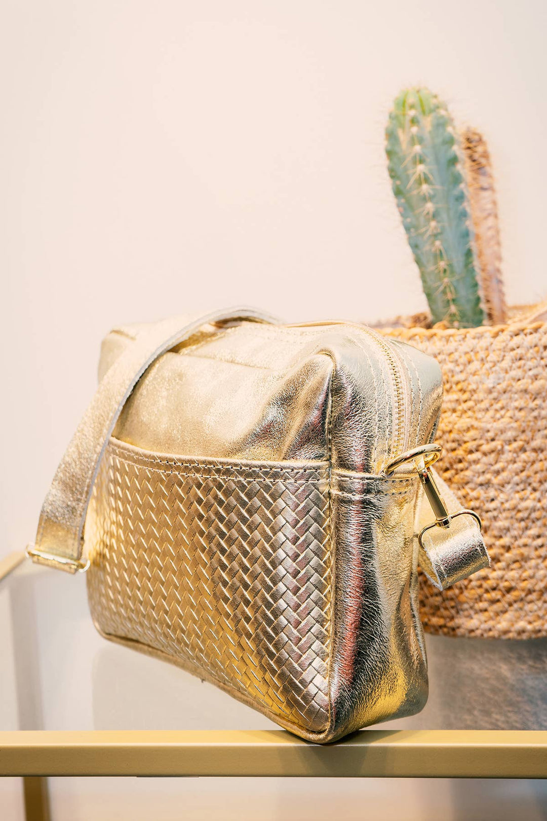 Tea Ledertasche Gold