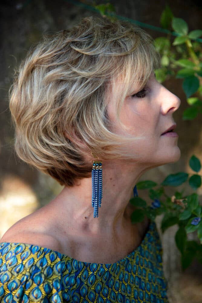 Sapphire - Kettenohrringe mit Fransen