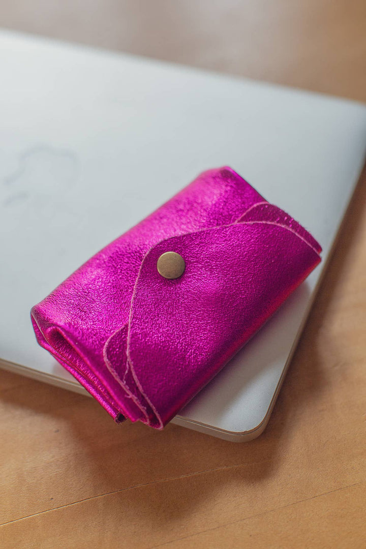 Suzie kleine Leder-Geldbörse Fuchsia Metall