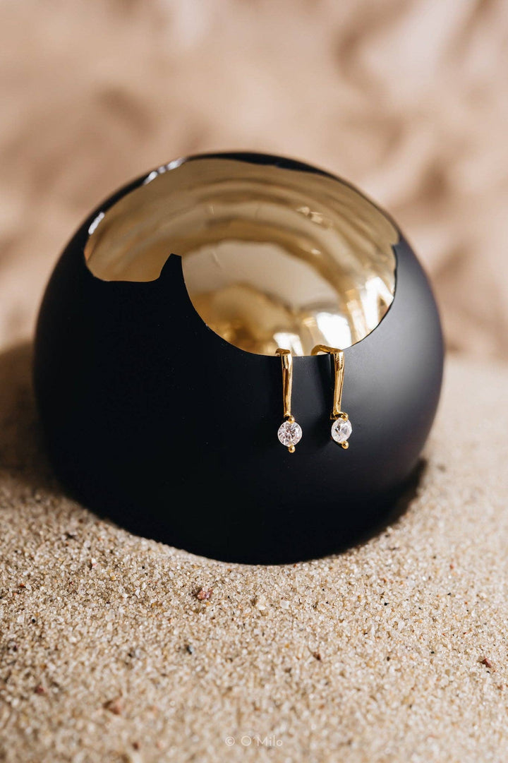 Solaris zarte, anmutige Tropfenohrringe