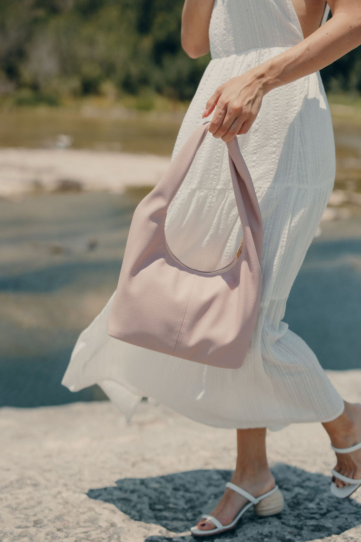 Ava Slouchy shoulder bag made from vegan leather in Antique Rose