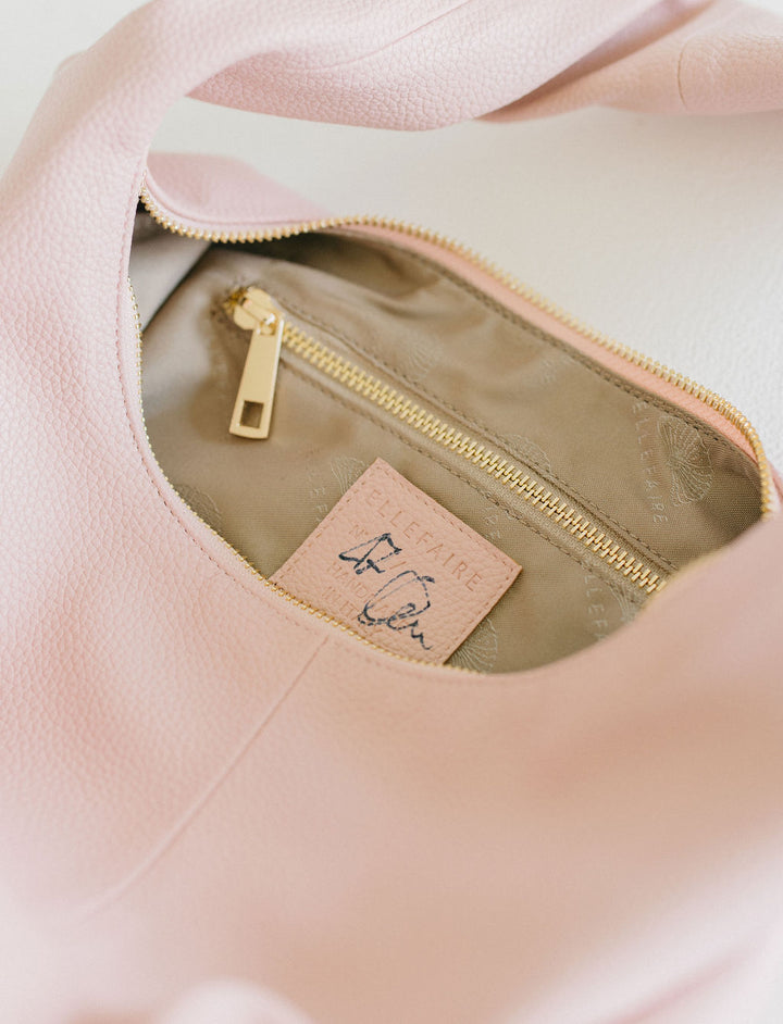 Ava Slouchy shoulder bag made from vegan leather in Antique Rose