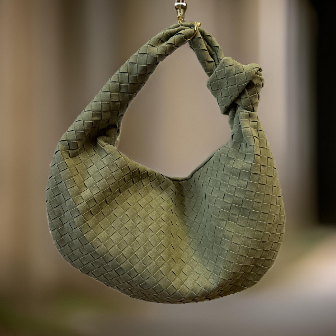 Leni Soft shoulder bag made of vegan material in light olive