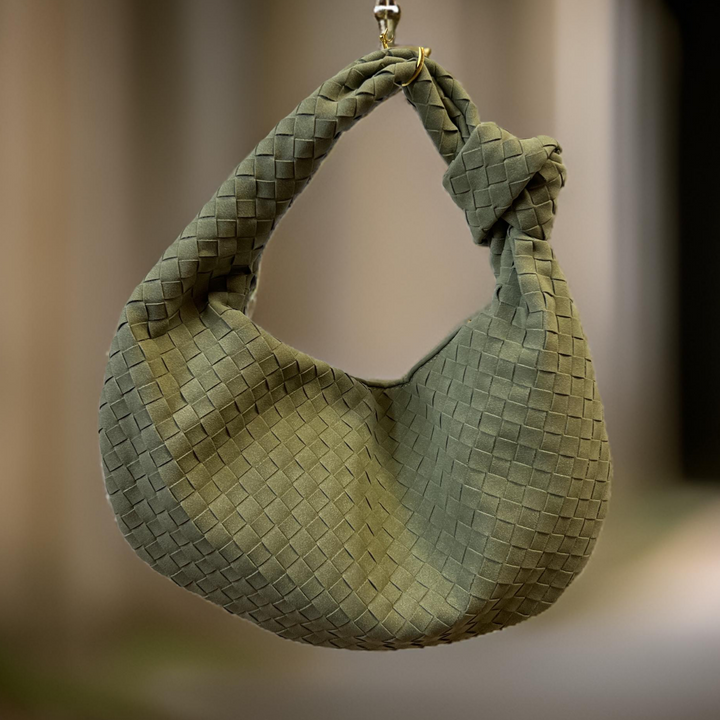 Leni Soft shoulder bag made of vegan material in light olive