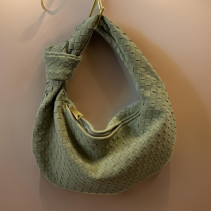 Leni Soft shoulder bag made of vegan material in light olive