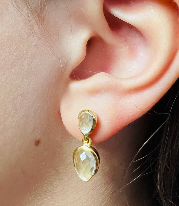 Pink Sand Ivory Drop Perlmutt Ohrstecker