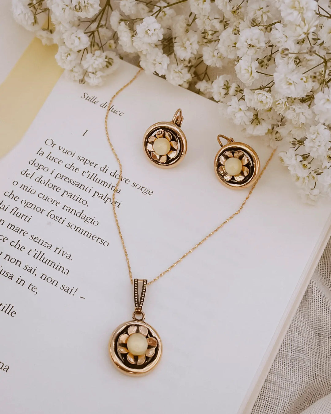 Fiore Gold handgemachte Ohrringe