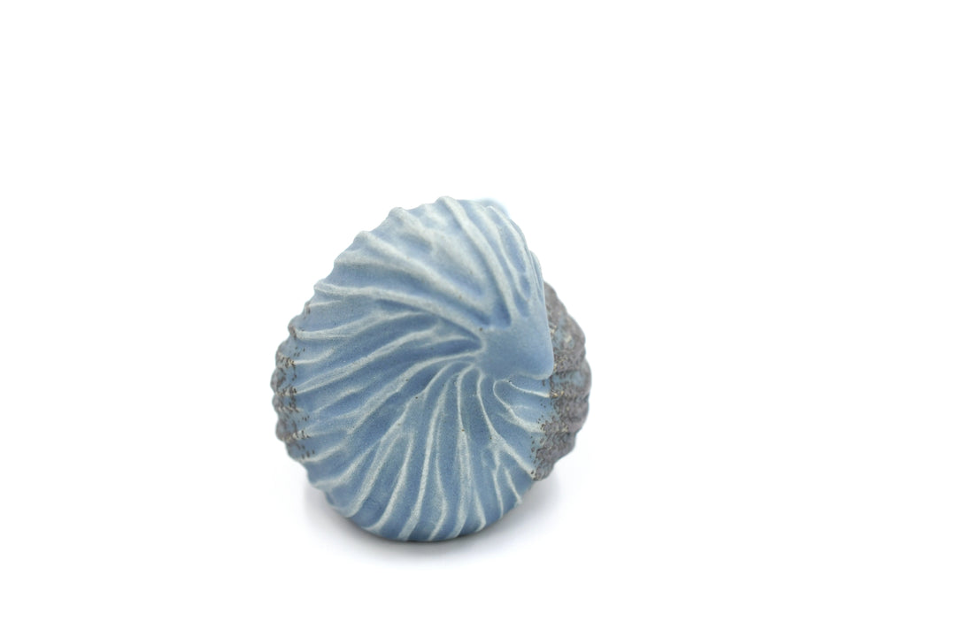 Mini Bird Blue aus handgemachter Keramik