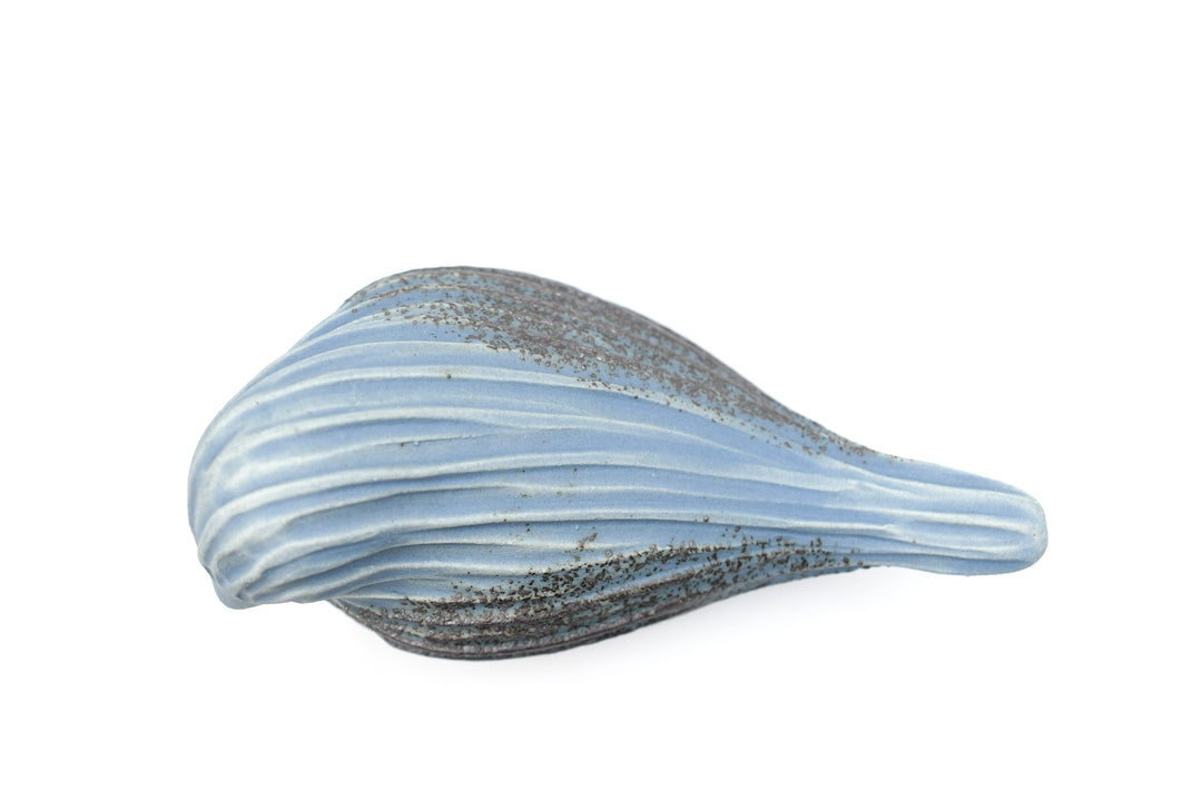 Mini Bird Blue aus handgemachter Keramik