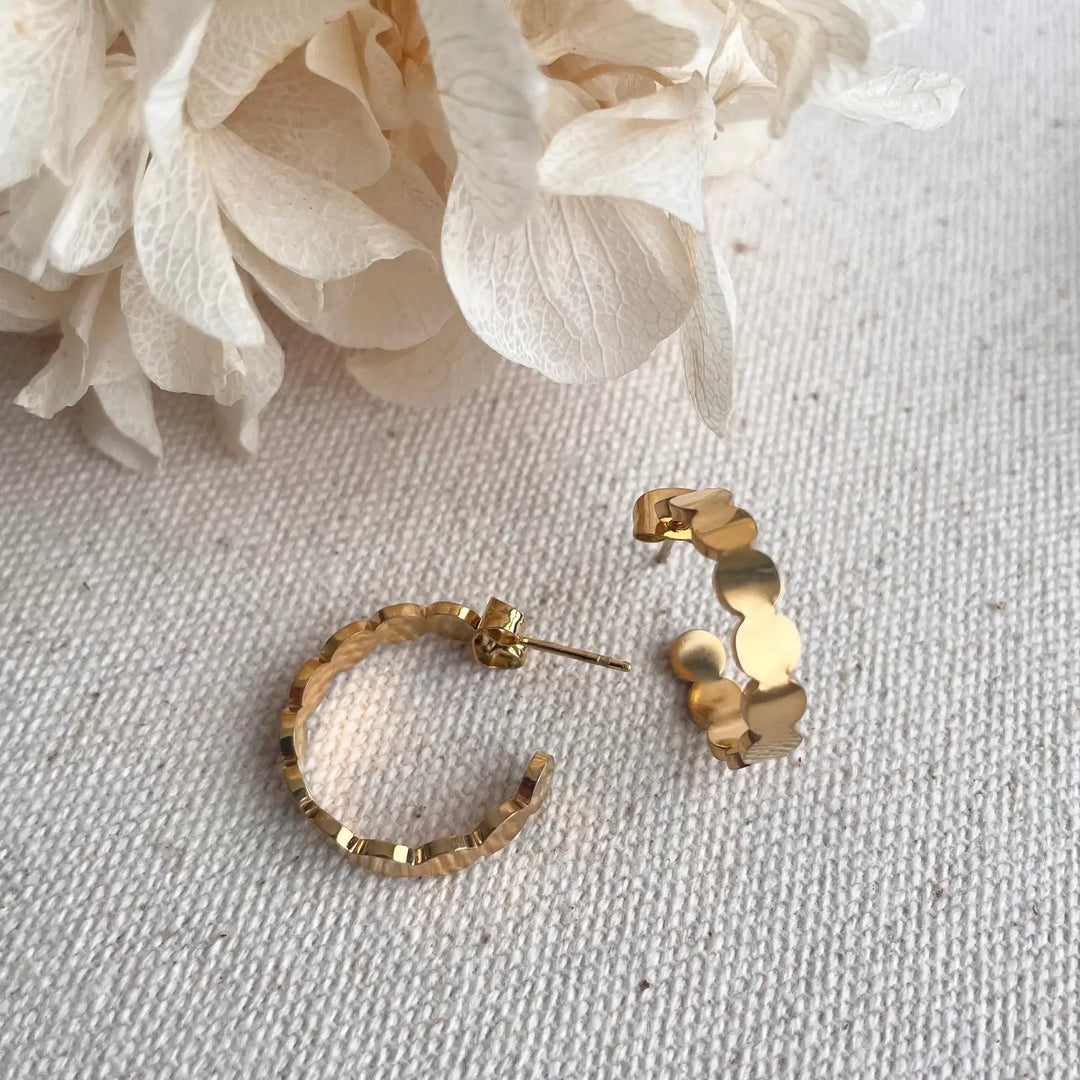 Stella 18k vergoldete Creolen