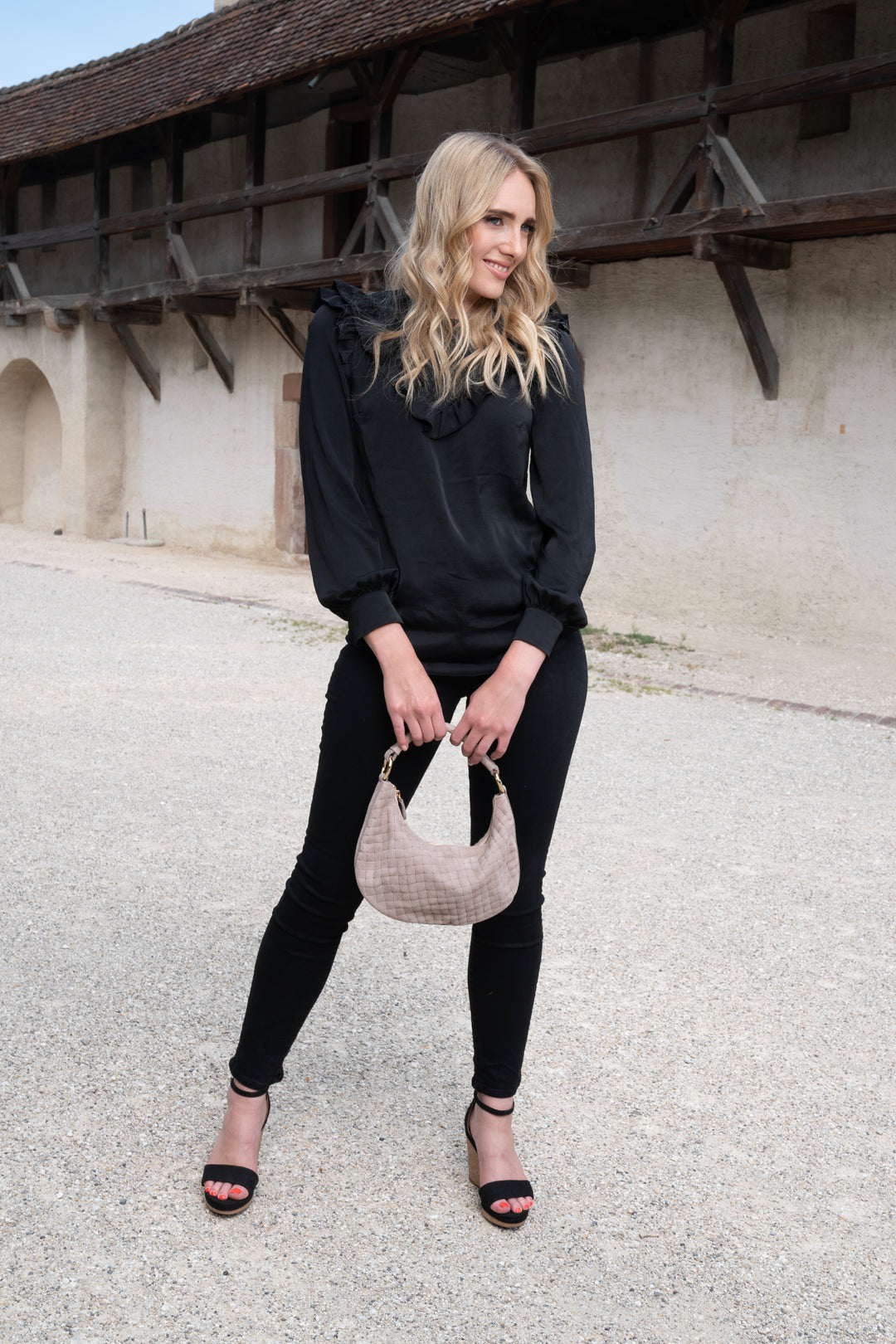 Mila kleine Wildledertasche Malva