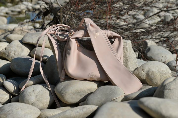 Maila Gürtel aus recyceltem veganem Material in Soft Light Rose