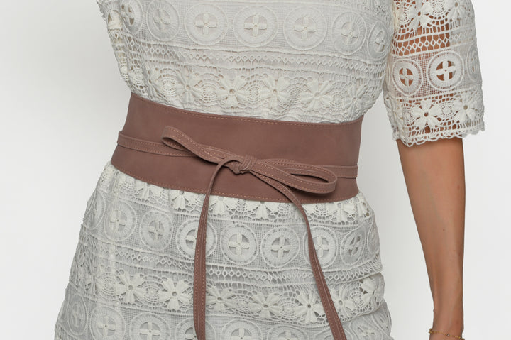 Maila Gürtel aus recyceltem veganem Material in Dark Rose Taupe