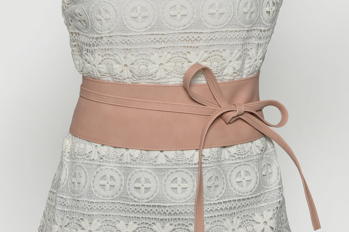 Maila Gürtel aus recyceltem veganem Material in Rose