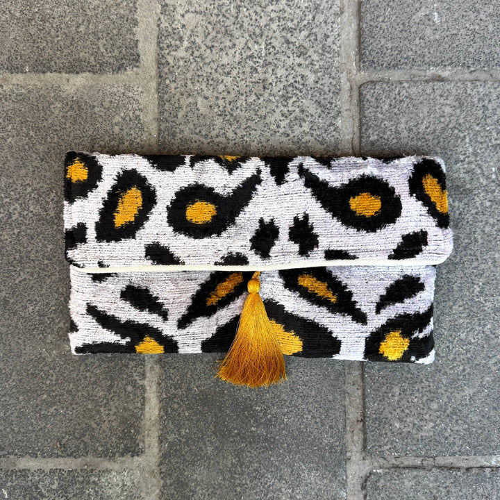 Ikat-Clutch-Tasche Imperi mit Goldkette