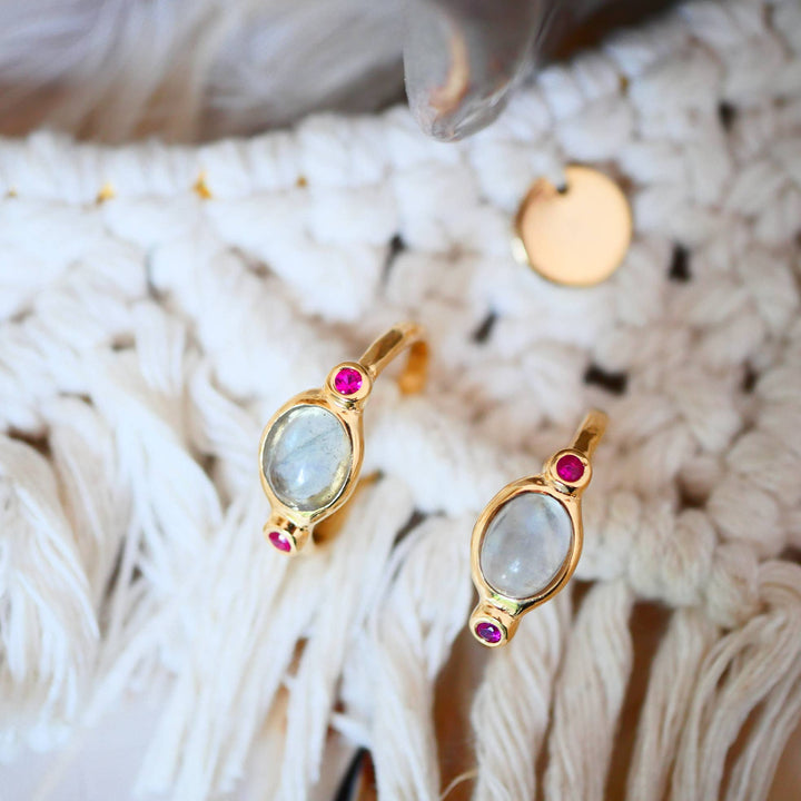 Kamal Verstellbarer Ring Apatit & Rosa Zirkone