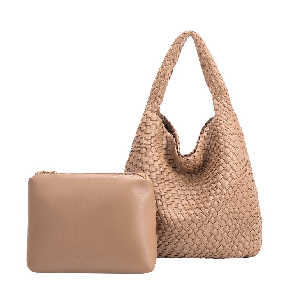 Melie Bianco Johanna große Schultertasche aus recyceltem veganem Material in Nude