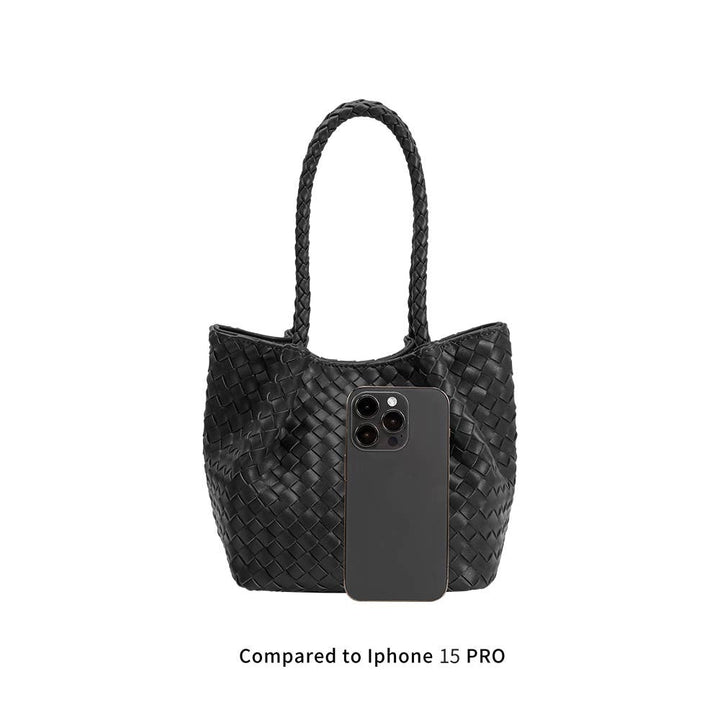 Melie Bianco Anahi Espresso Henkeltasche aus recyceltem veganem Material
