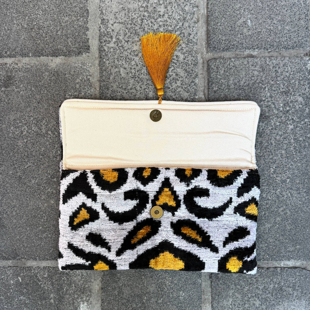 Ikat-Clutch-Tasche Imperi mit Goldkette