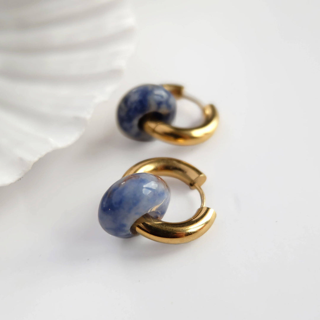 Chubby Hoops made of gold-colored gemstone