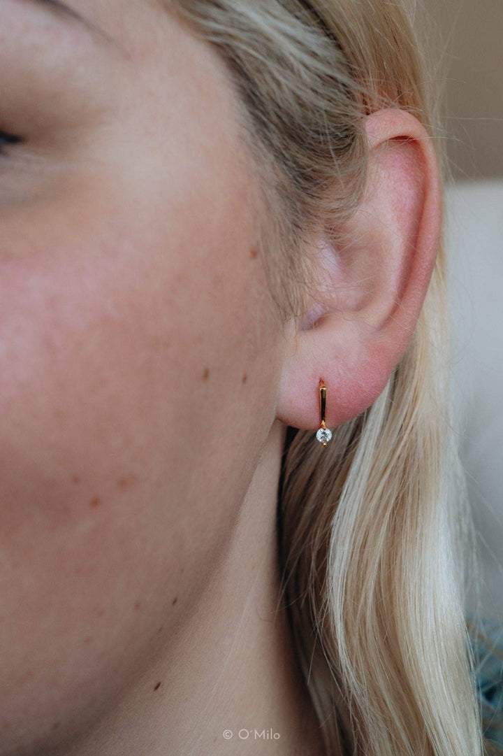 Solaris zarte, anmutige Tropfenohrringe