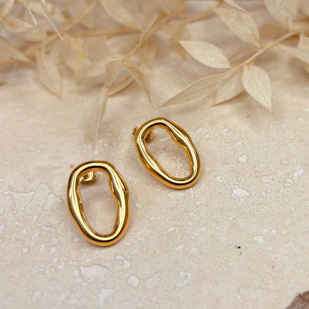 Everyday abstract oval earrings
