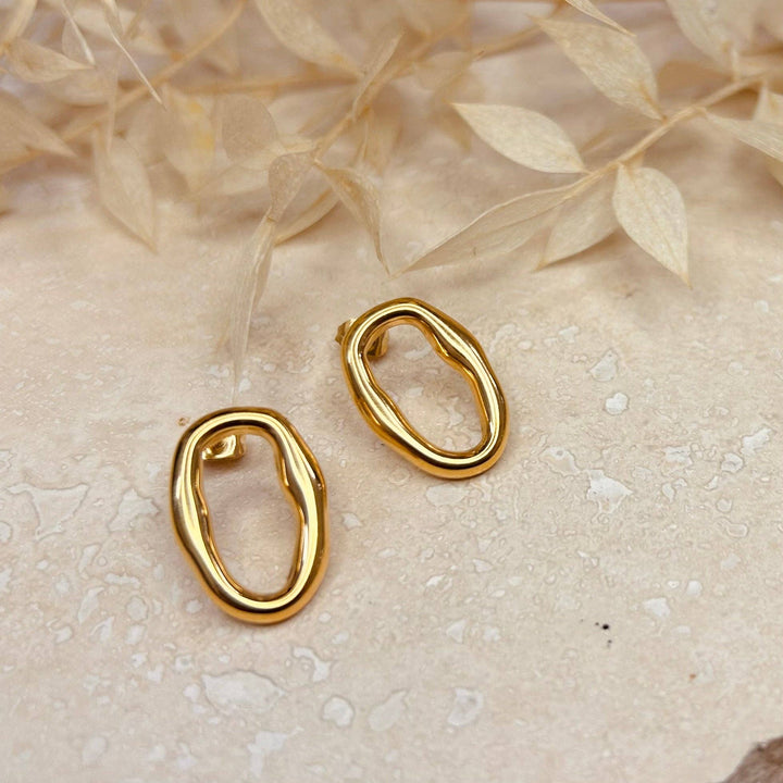 Everyday abstract oval earrings
