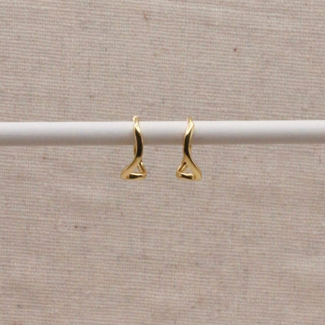 Jade abstract wave earrings in gold