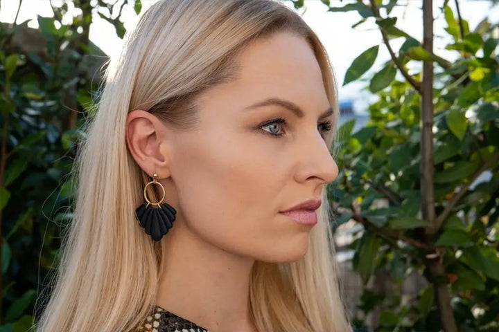Cleo Ohrringe Schwarz