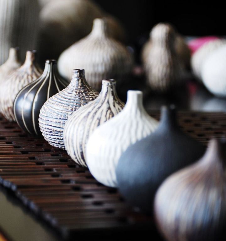 Mini Congo Tiny Knospenvase aus Porzellankeramik