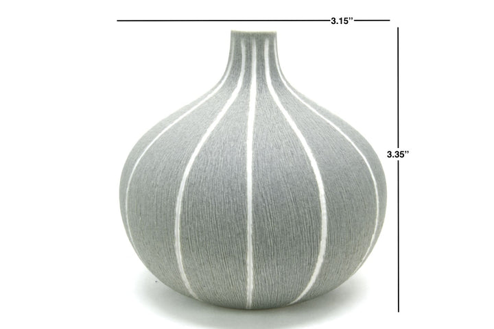Small Luv Knospenvase aus Porzellankeramik