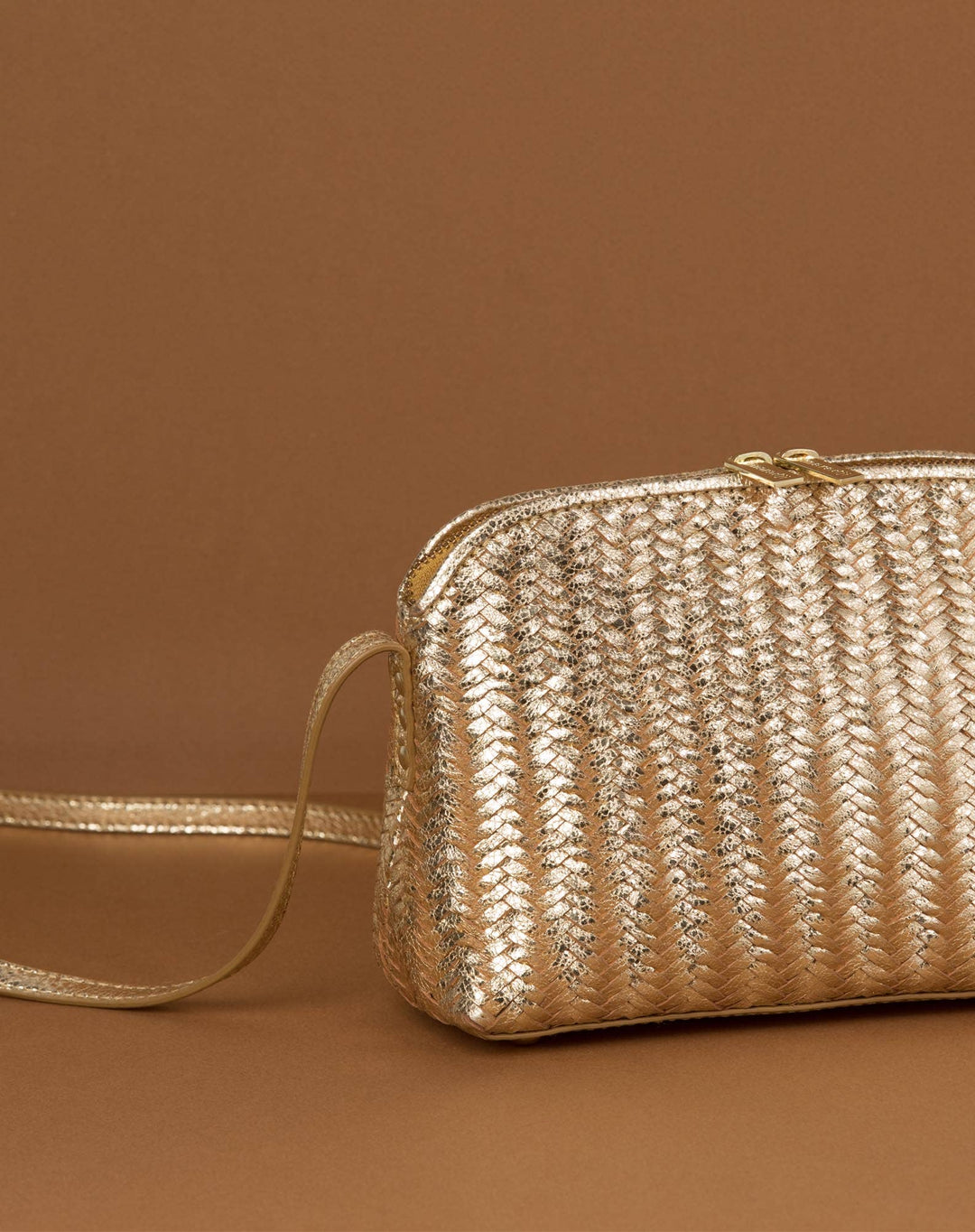 Mia geflochtene Leder-Handtasche in Gold